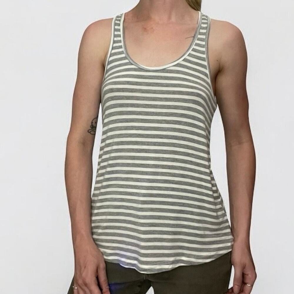 👛 3 for $15 NWT Honeydew Intimates Heather Grey & White Striped Lace Back Tank